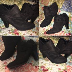 Black Suede Ankle Booties 🖤🖤🖤